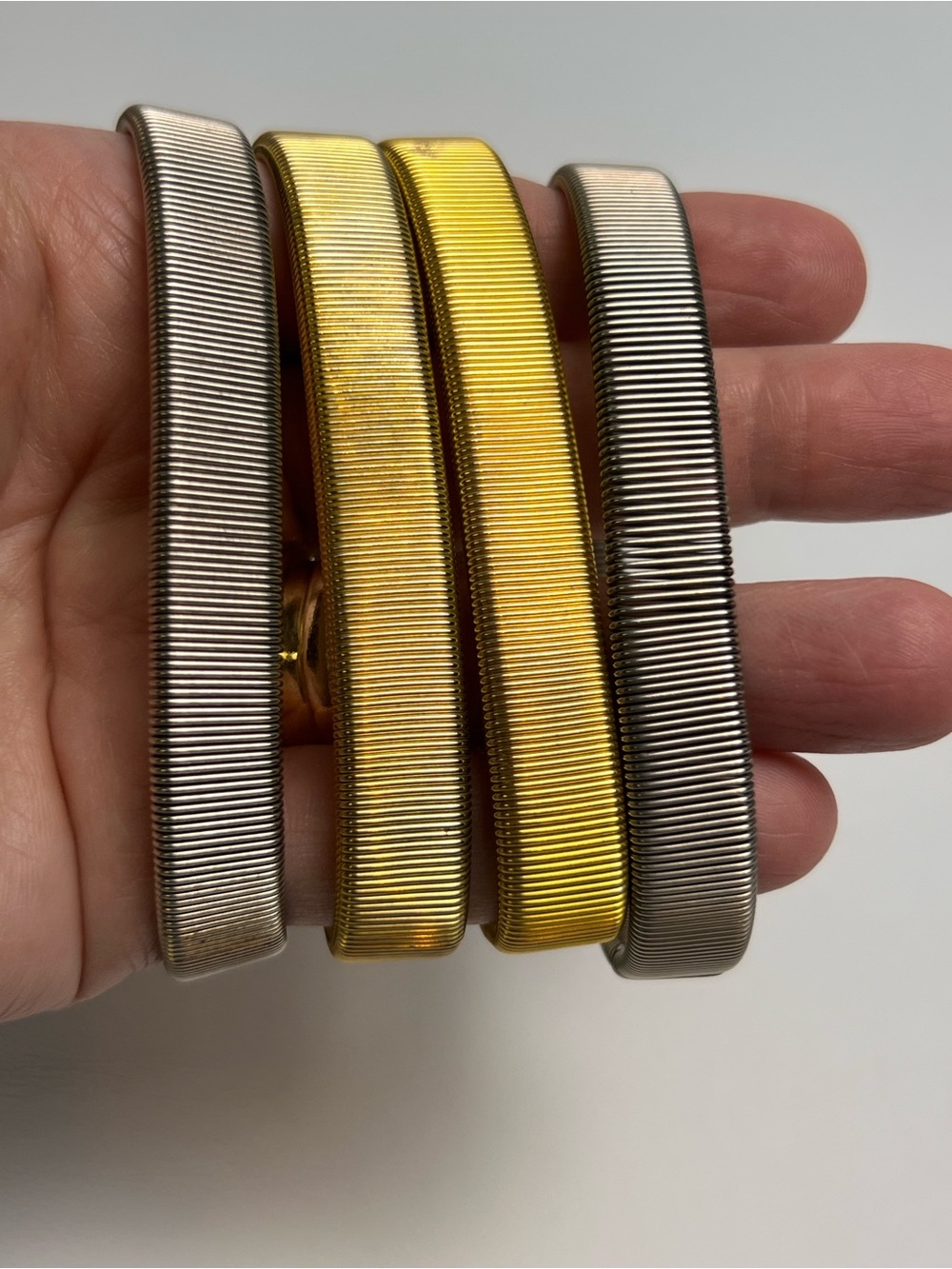 4 Slinky Elastic VTG Bangle Slinky Bracelet Gold Silver Tone Sleeve Garters